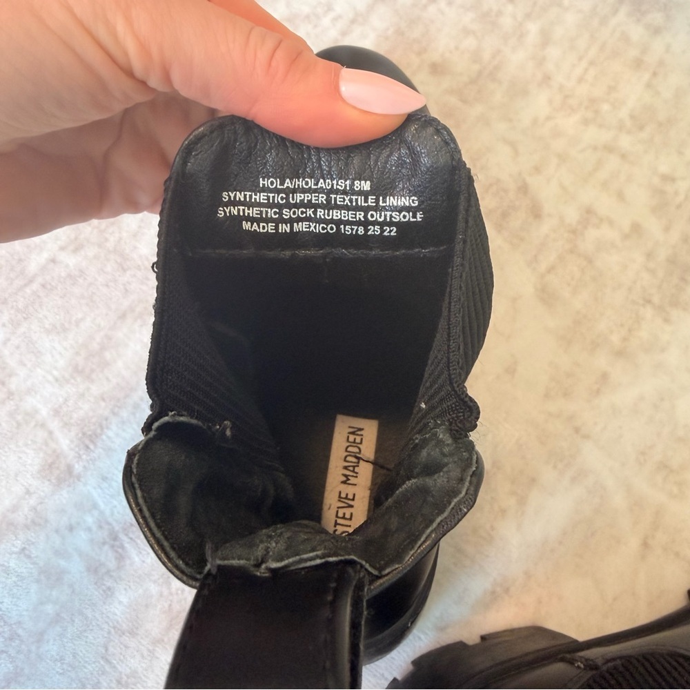 Steve Madden Black Ankle Booties - Picture 3 of 8